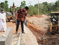 Dukung Pertumbuhan Ekonomi, Bupati Roby Tingkatkan Infrastruktur