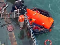 Kapal Tanker Alami Kebocoran di Perairan Berakit, Delapan Kru Berhasil di Evakuasi KPLP