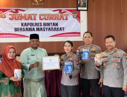 Kapolres Yunita Tampung Semua Keluhan Warga Seri Kuala Lobam di Jumat Curhat