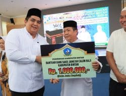 Lepas 73 JCH, Roby Harap Jaga Kesehatan dan Doakan Seluruh Warga Bintan
