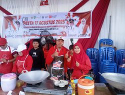 Pj. Kades Sukajadi Ikut Lomba Memasak Nasi Goreng pada Pesta 17 Agustus 2025