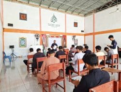 Tim Pengabdian kepada Masyarakat PNBP Polbeng 2025 Laksanakan Program Pembinaan English Club
