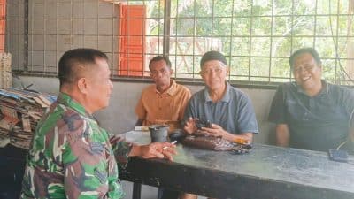 Babinsa Batang Serosa Giat Sosialisasikan Pancasila kepada Masyarakat