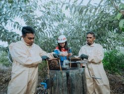 Pertamina Sungai Pakning Kembangkan Alat Ekstraksi Madu SERANA